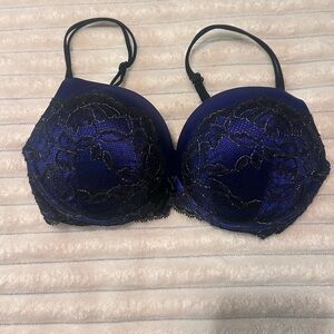 Victoria’s Secret Very Sexy Plunge Push-up Bra 32C